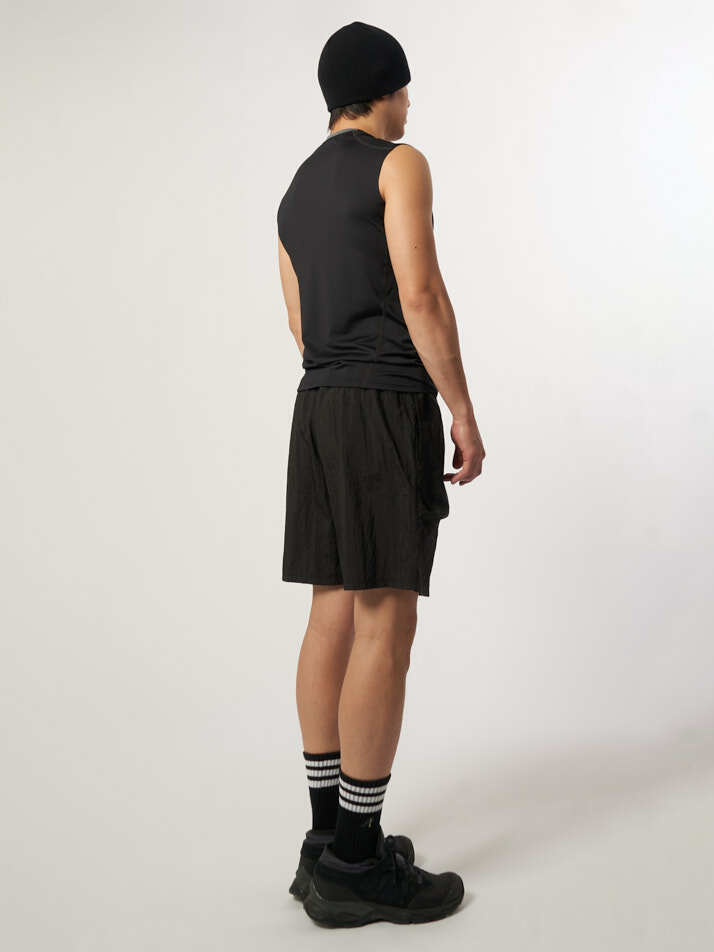 AU61PS05_라이트 볼륨 트랙쇼츠_블랙