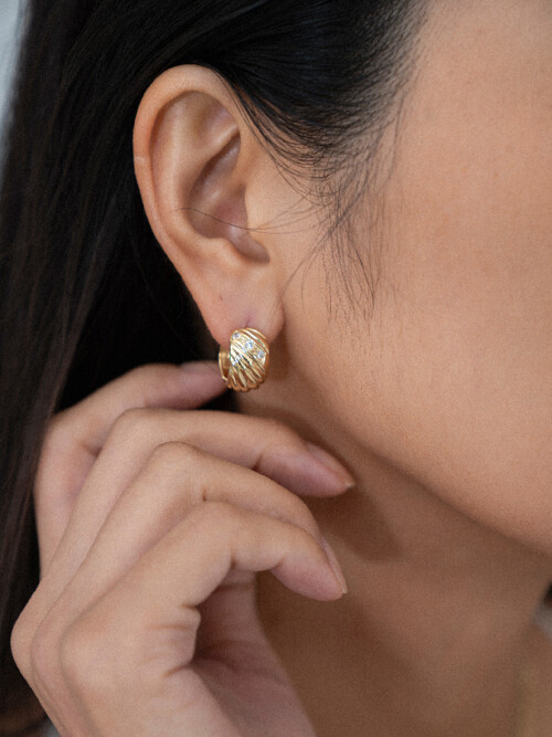 멜로디 라인 이어링 14k gold plated