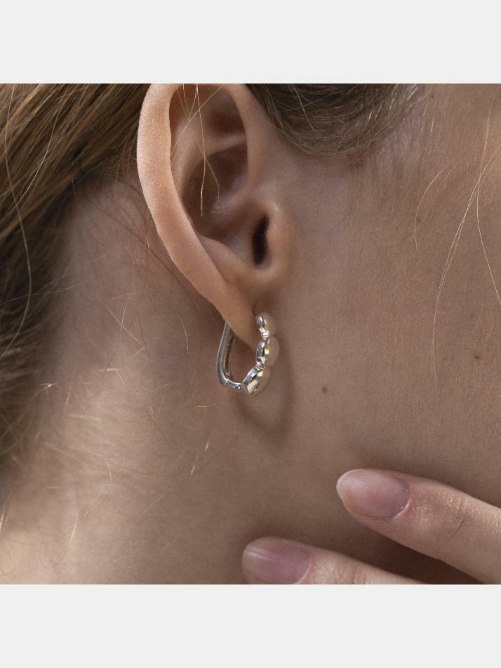 제이누이 쓰리 도트 귀걸이 silver