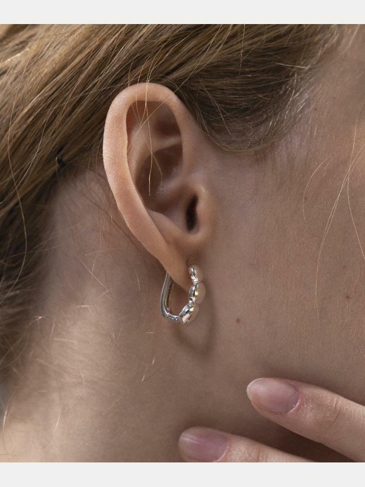 제이누이 쓰리 도트 귀걸이 silver