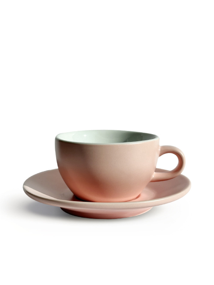 클럽하우스 튤립파노 라떼 로사 매트 300ml