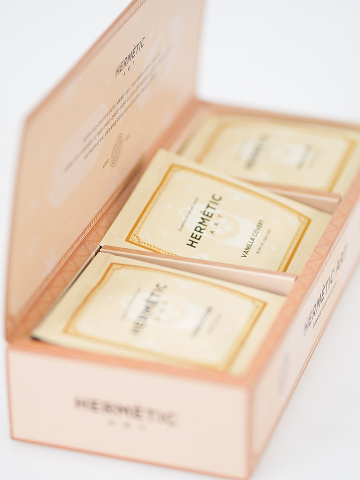 에르메틱 아트 바닐라 코버트