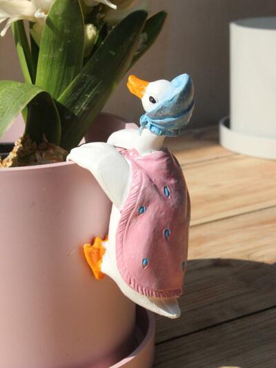자디노피아 피터래빗 화분인형 (제미마 퍼들덕) Jemima Puddle-Duck Pot Buddy