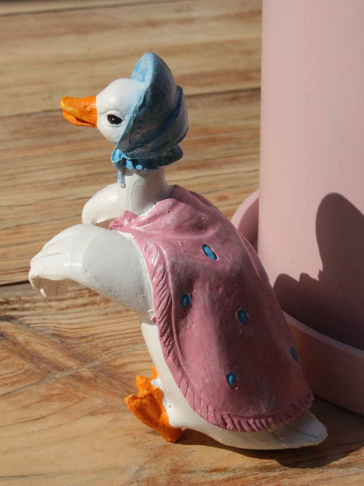 자디노피아 피터래빗 화분인형 (제미마 퍼들덕) Jemima Puddle-Duck Pot Buddy