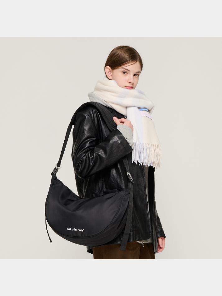 하프 서클 라인 빅 크로스백 (블랙)