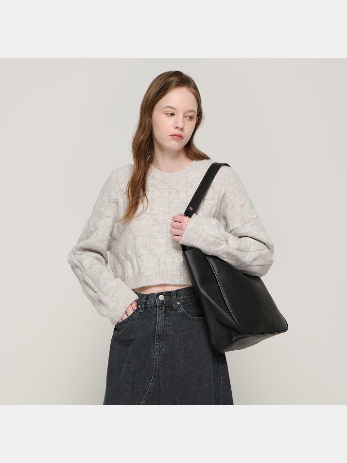 버튼 스트랩 멀멀 숄더백 (블랙)