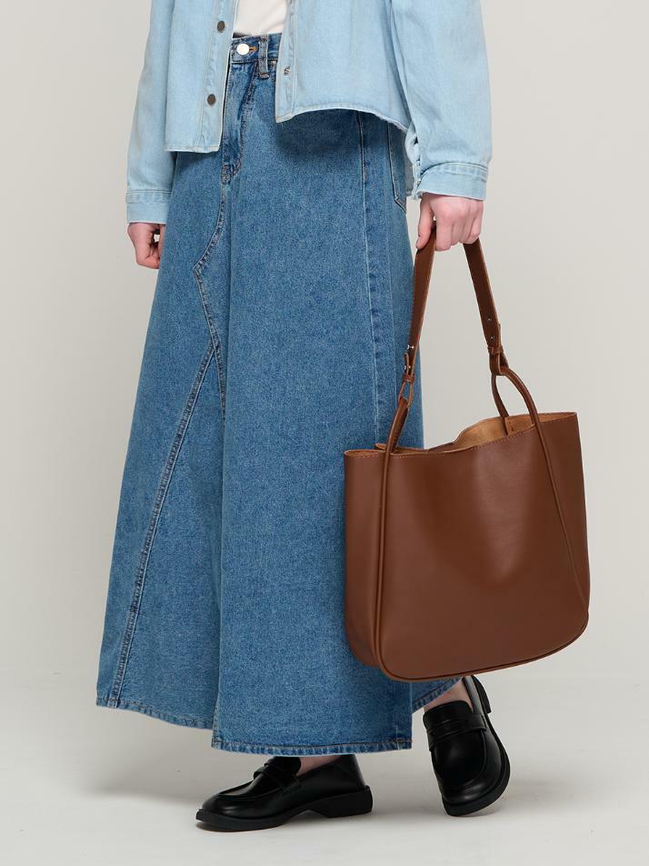 버튼 스트랩 멀멀 숄더백 (브라운)