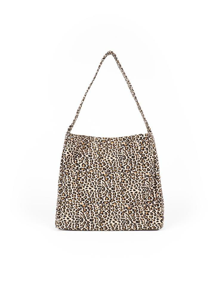 레오파드 플랫 호보 쇼퍼백 (베이지)