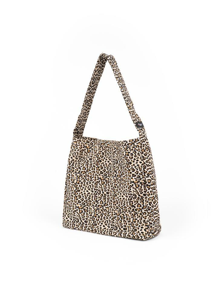 레오파드 플랫 호보 쇼퍼백 (베이지)