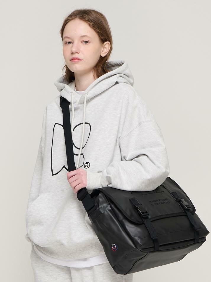 클랩클랩 크로스 메신저백 (제트블랙)