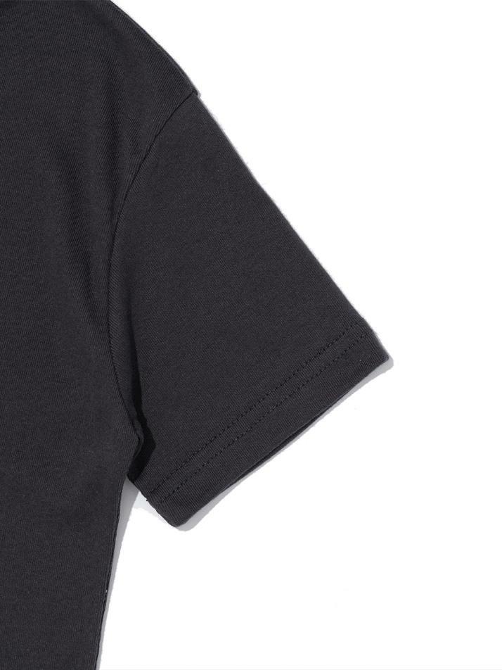 85 바시티 크랙 숏 반팔 티셔츠 (차콜)