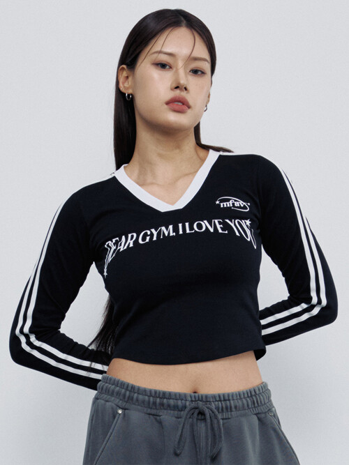 트랙 브이 크롭 롱슬리브 블랙