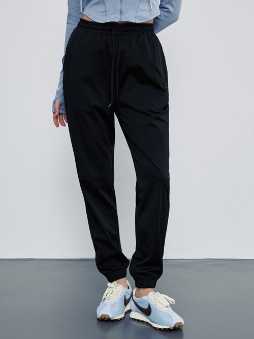 우먼스 스트레치 컴포트 조거 팬츠 블랙