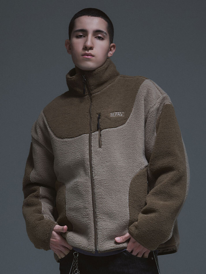 얼반 듀얼 톤 셔파 집업 베이지