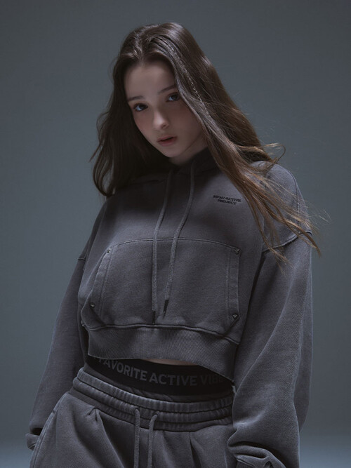 패치드 아웃 리브즈 피그먼트 후드티 차콜