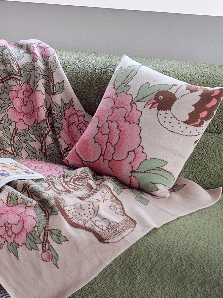 모란과 새 쿠션커버