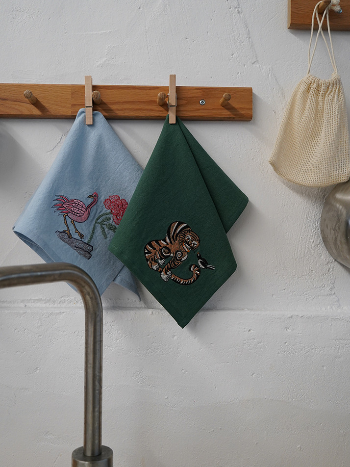 장생도 자수 손수건