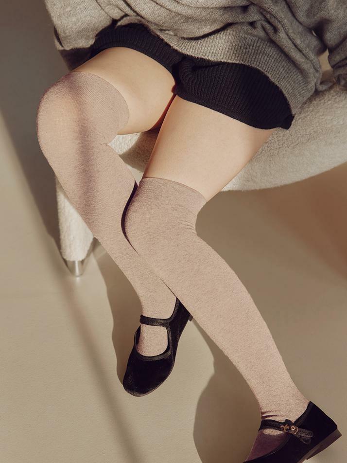 넉넉 소프트 코튼 롱 오버 니삭스