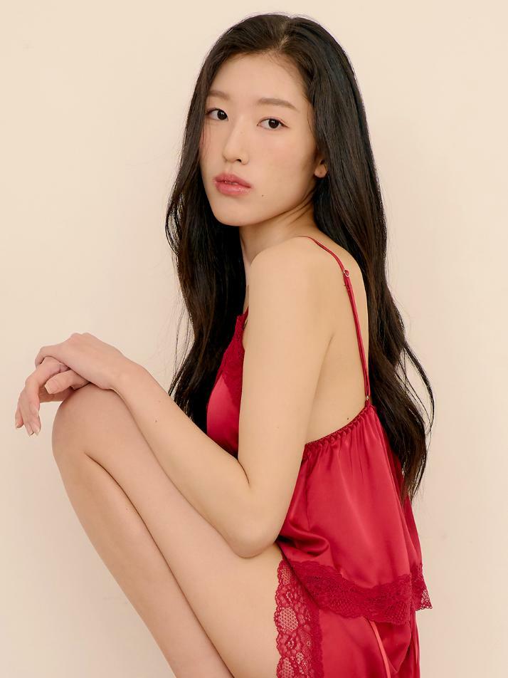 글로우 레이스 새틴 캐미솔 상하의 세트