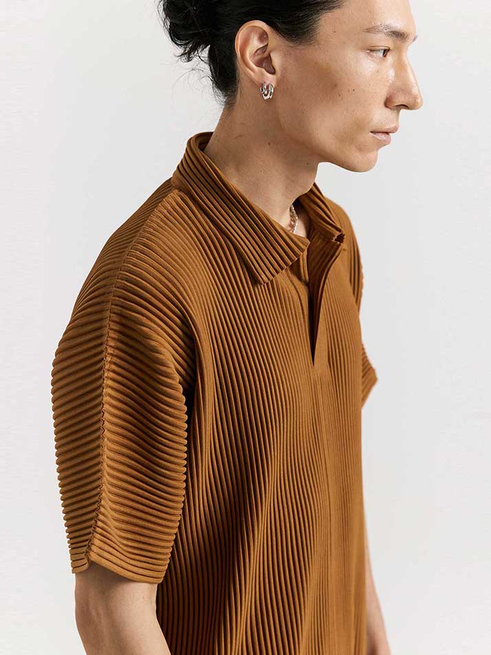 PS04X 플리츠 카라 반팔 티셔츠 [브라운]