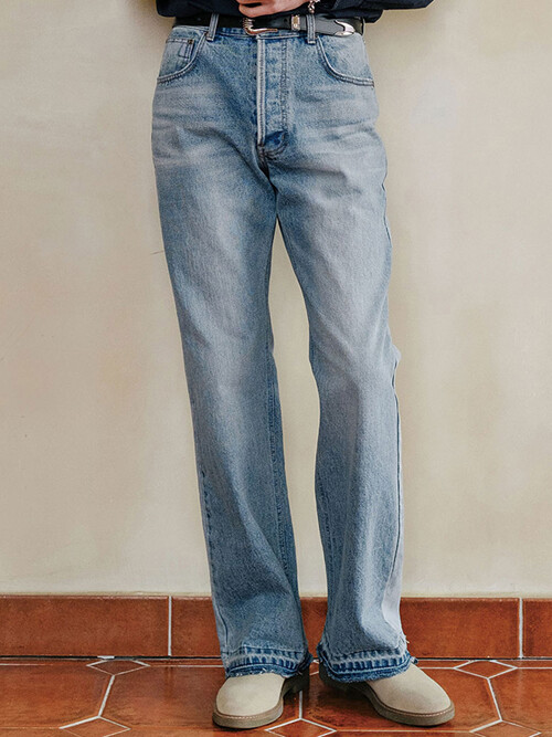 [MIJ] REFORM BOOTS CUT DENIM PANTS - LIGHT INDIGO