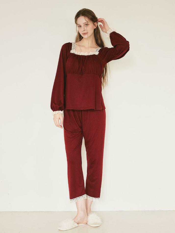 여성 메이비 스판 스퀘어넥 브라캡내장 긴소매 투피스 잠옷(2C)