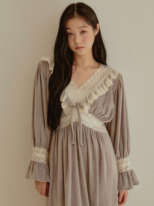 여성 그라나다 밍크스판 브이넥 원피스 잠옷(3C)