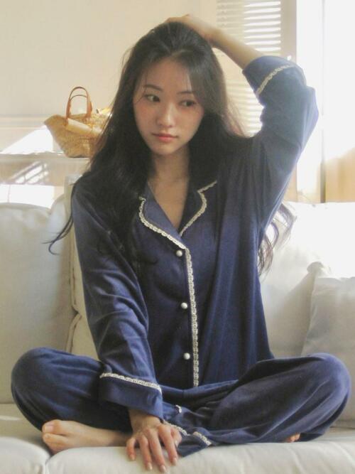 여성 로니크 밍크스판 긴소매 카라넥 투피스 잠옷(2C)