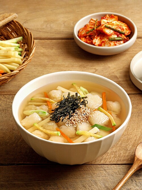 [리타방앗간] 생감자80% 쫄깃 담백한 감자옹심이1kg+육수대장 5봉 증정