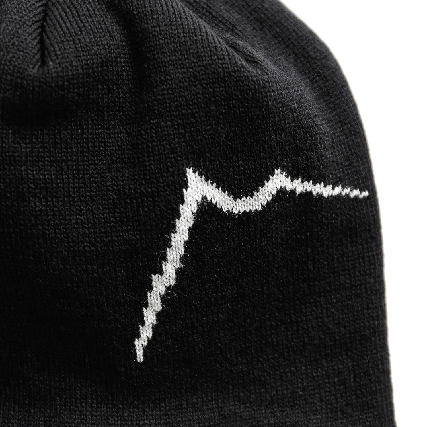 logo%20beanie%20short%20black2.jpg