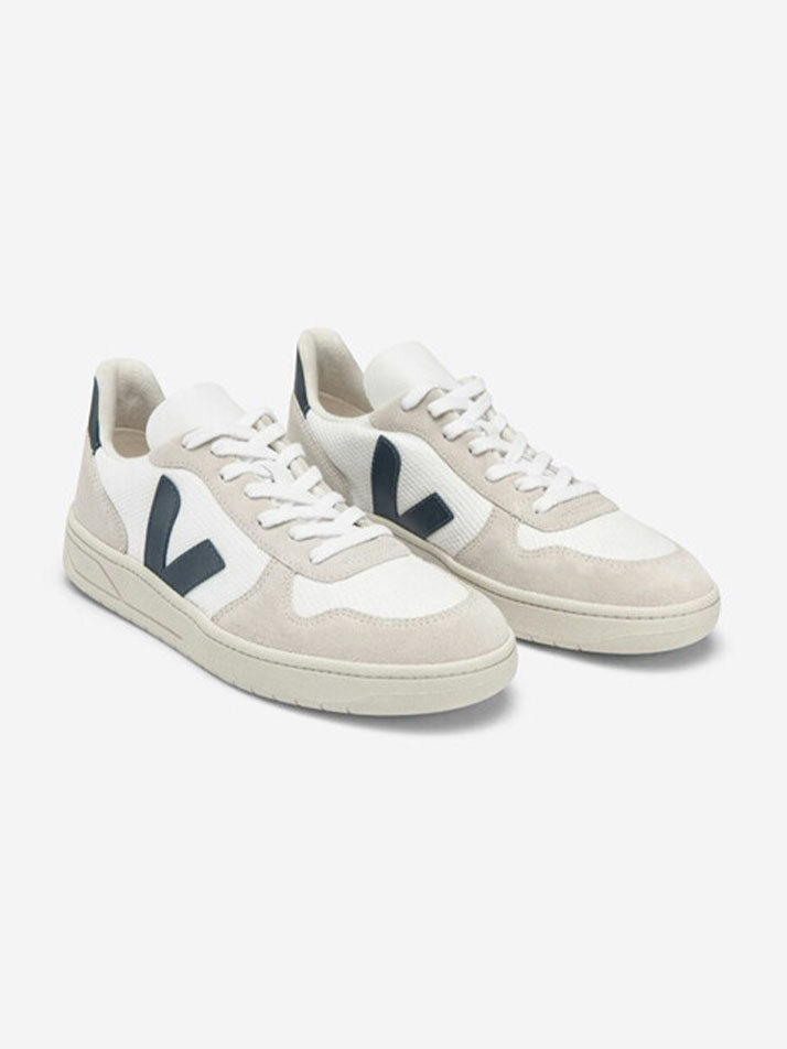 V-10 - WHITE NAUTICO