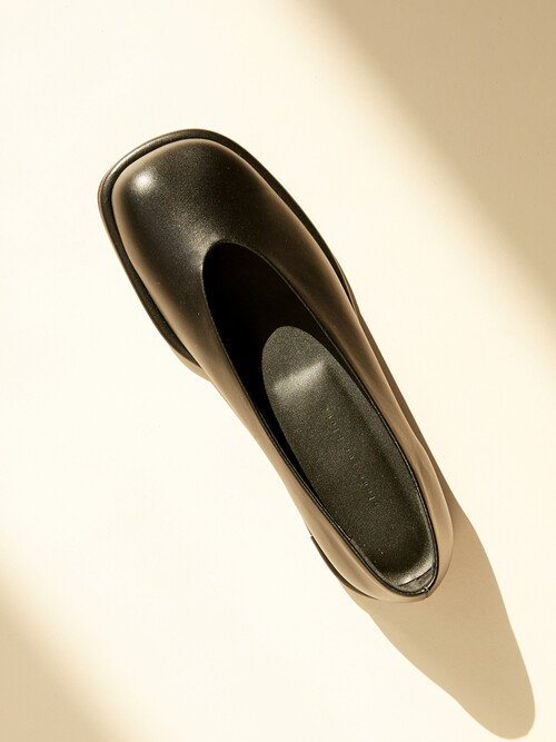 Lisa Flat Leather Black