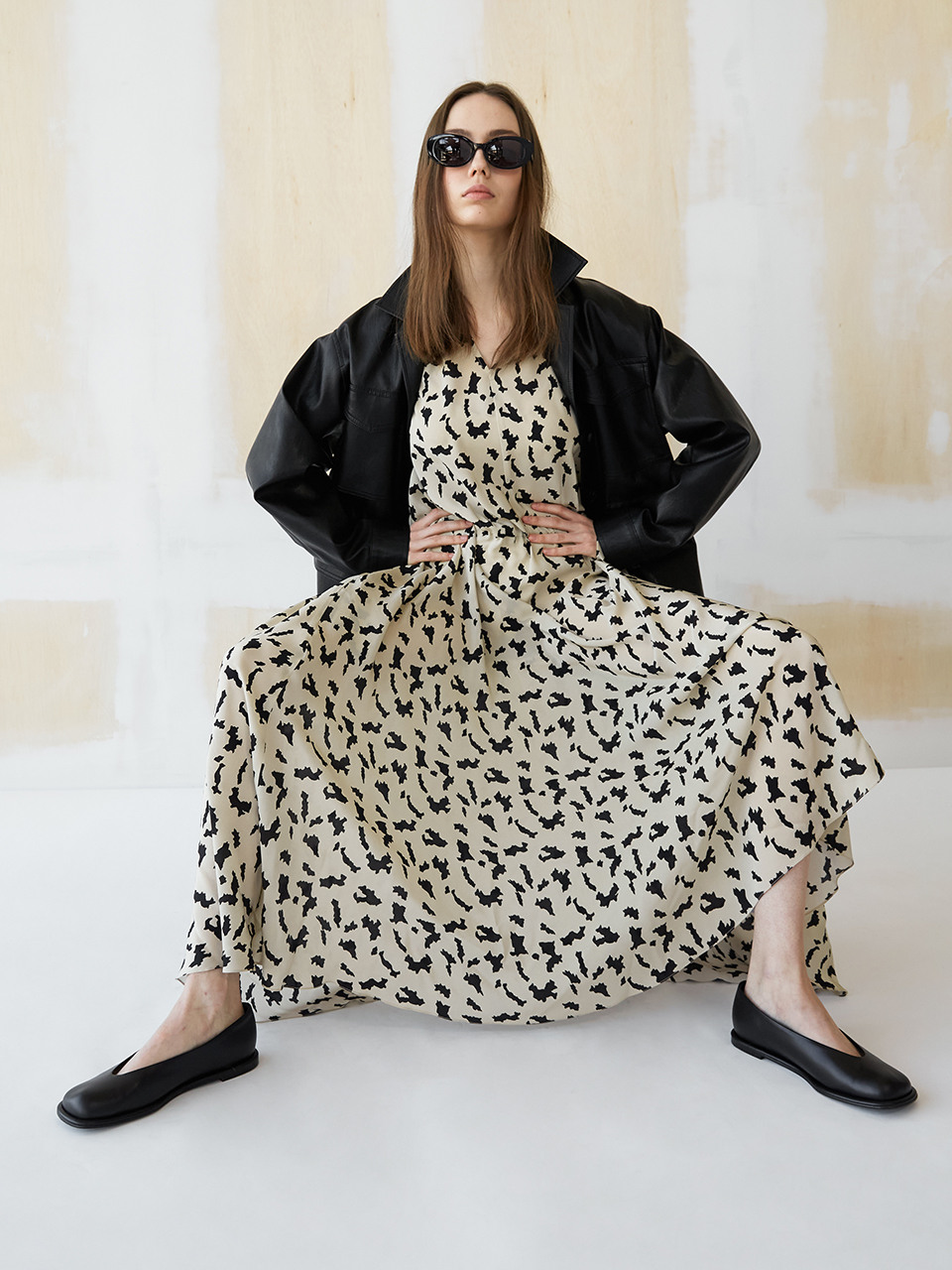 Lisa Flat Leather Black ETERNAL JOURNEY