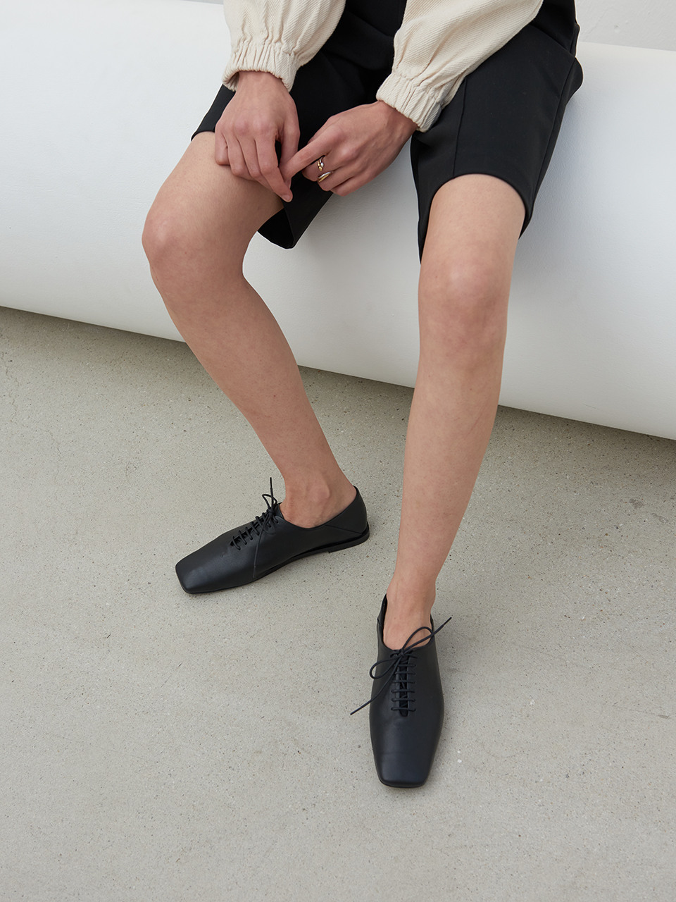 Terri Derbies Leather Black