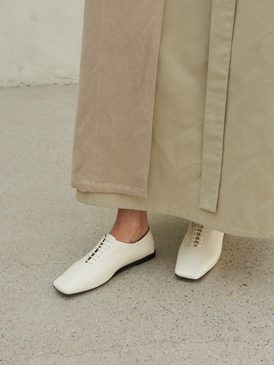 Terri Derbies Leather Ivory