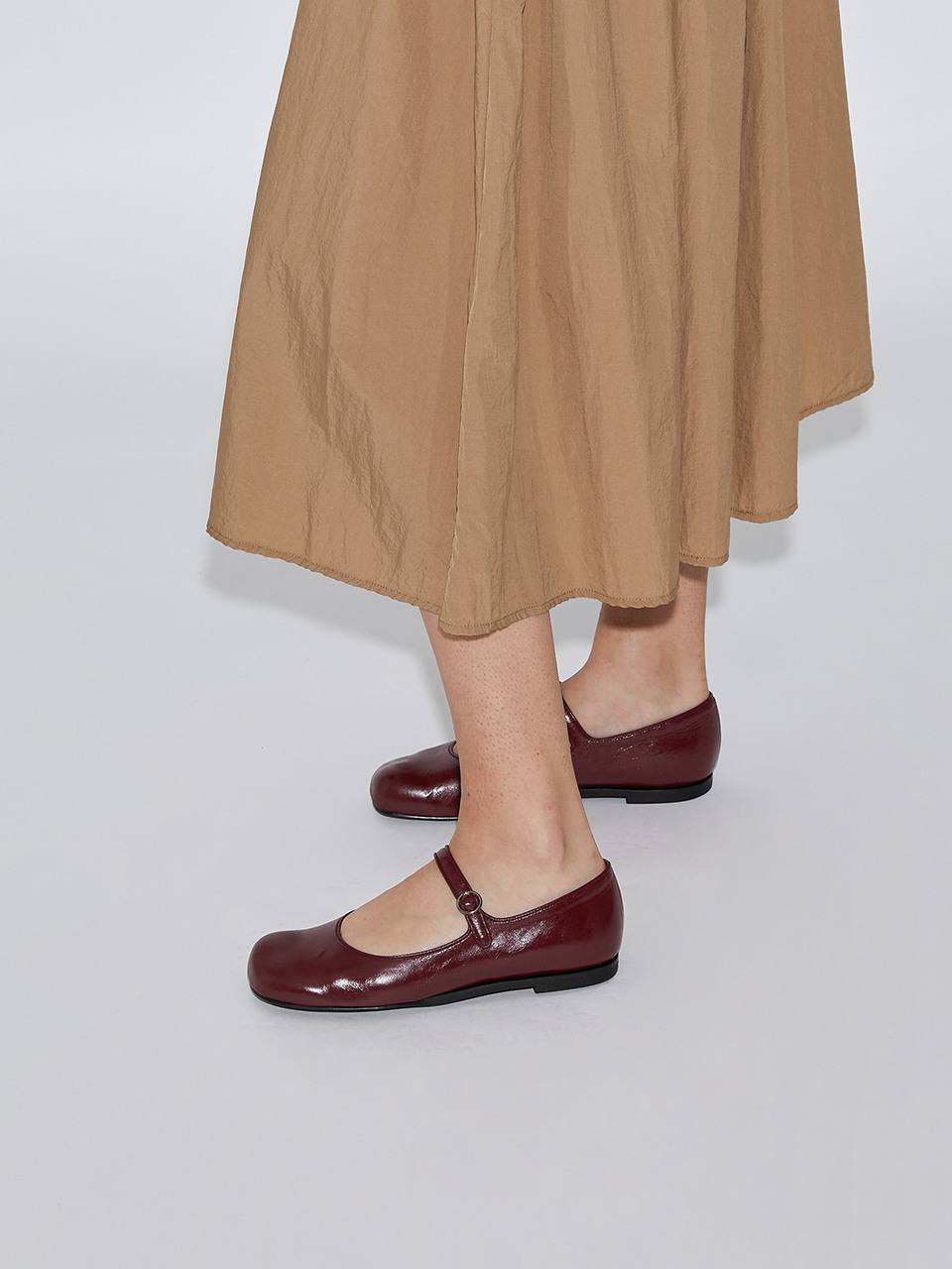 Lua Mary Jane Flats Wine