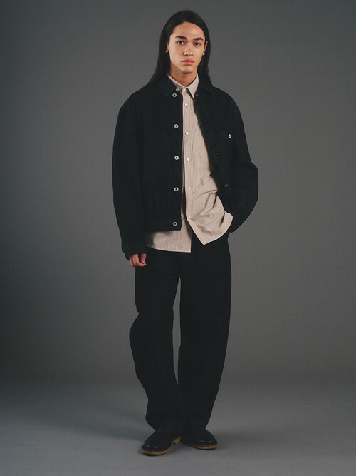 One Tuck Curve Denim Pants (Washed Black)