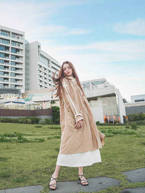 [EXCLUSIVE] CITI WINDBREAKER TRENCH - BEIGE