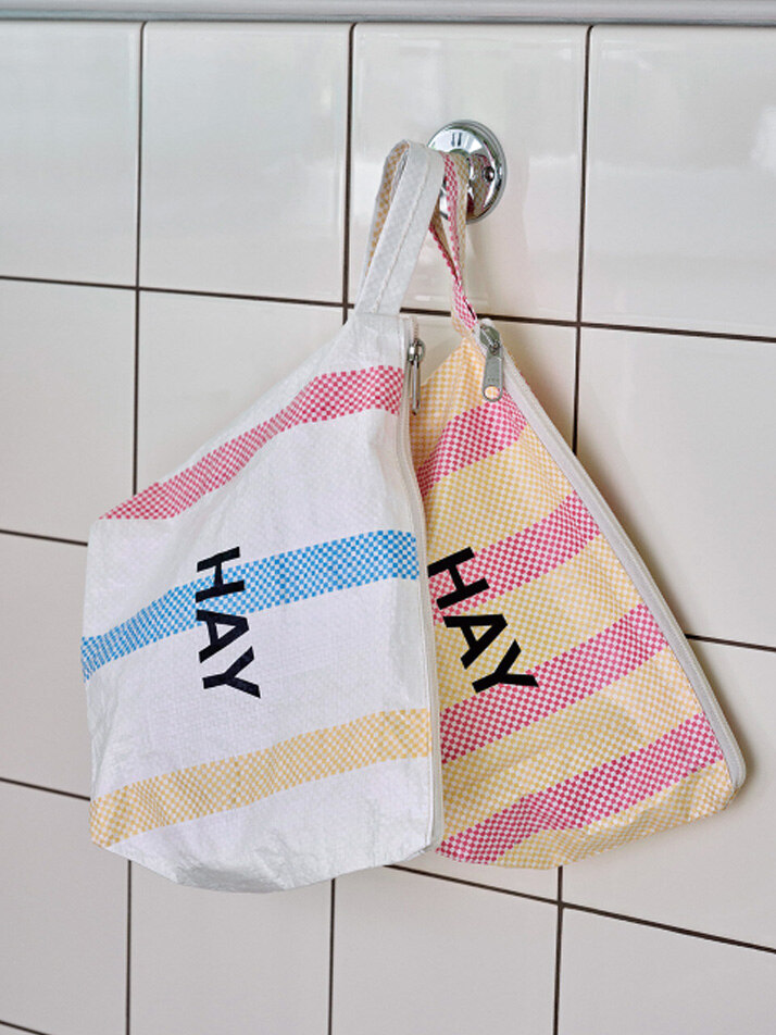 Candy Stripe Wash Bag S Red and yellow