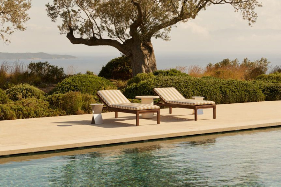 INFINITY POOL